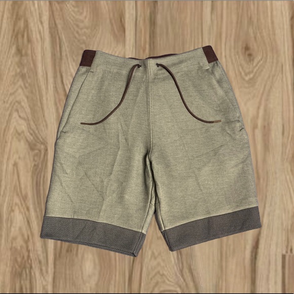 Under Armour Other - Under Armour MOVE shorts